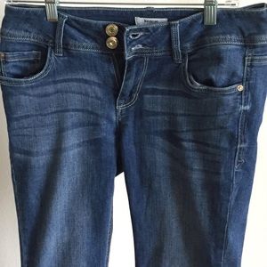 Kenzie double button jeans